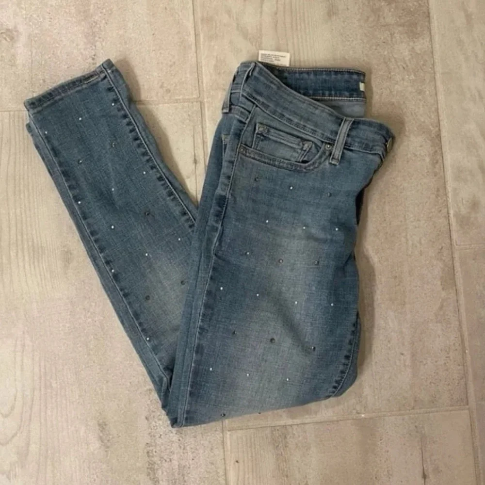 Levi Rhinestone Skinny Jeans Size 26 - Picture 2 of 10